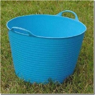 Where to Toss the Weeds? Buckets and Bags to Hold Garden Waste ⋆ North ...