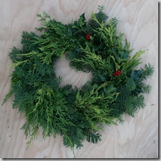 8-the-finished-wreath_thumb.jpg